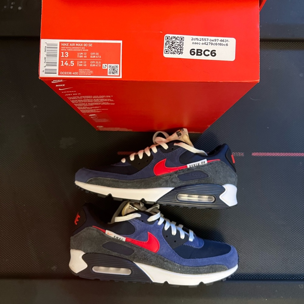 Nike Air Max 90 SE Run Club